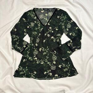 New York & Company Green Floral Blouse